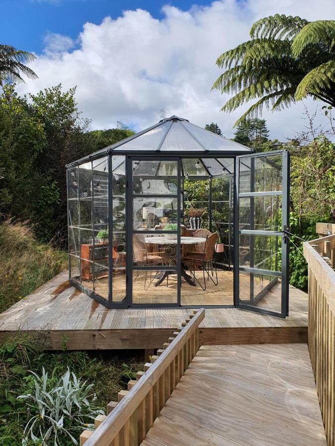 Tiny House With Greenhouse Dining Lower Hutt Esterno foto