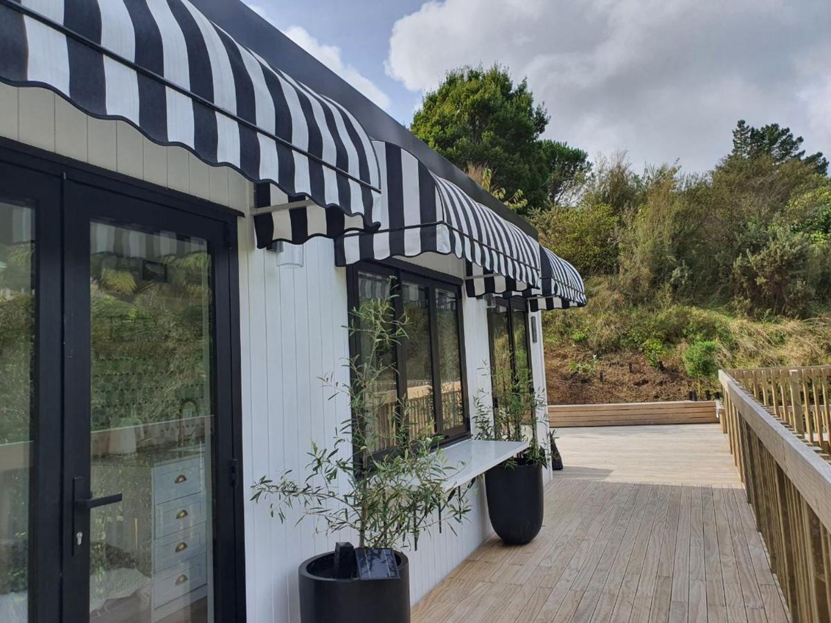 Tiny House With Greenhouse Dining Lower Hutt Esterno foto