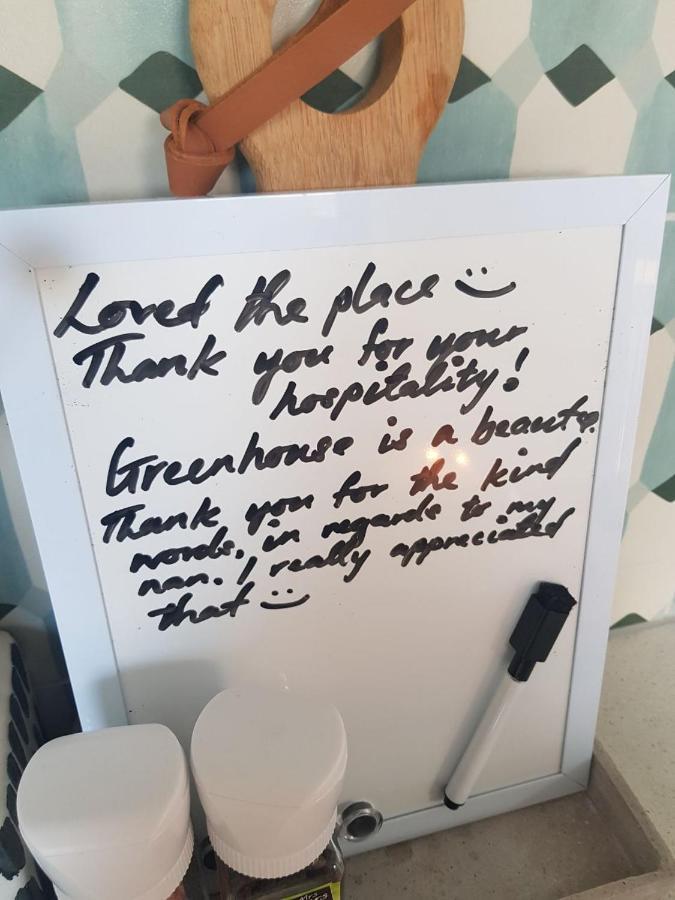 Tiny House With Greenhouse Dining Lower Hutt Esterno foto